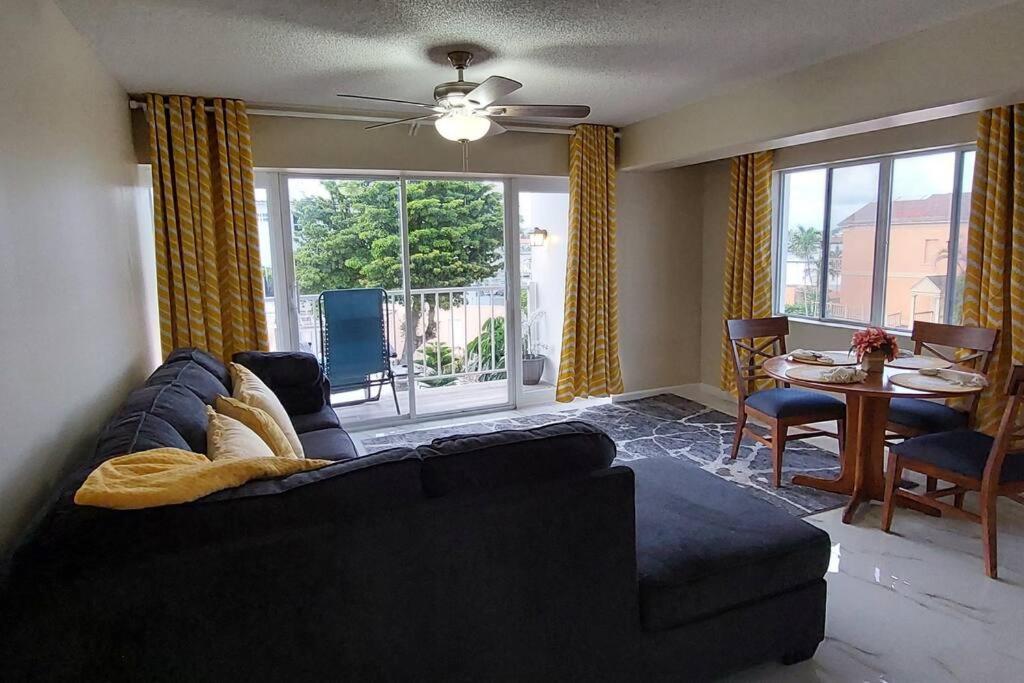 Nassau Harbour Cozy 2 Bedroom Condo Exterior foto